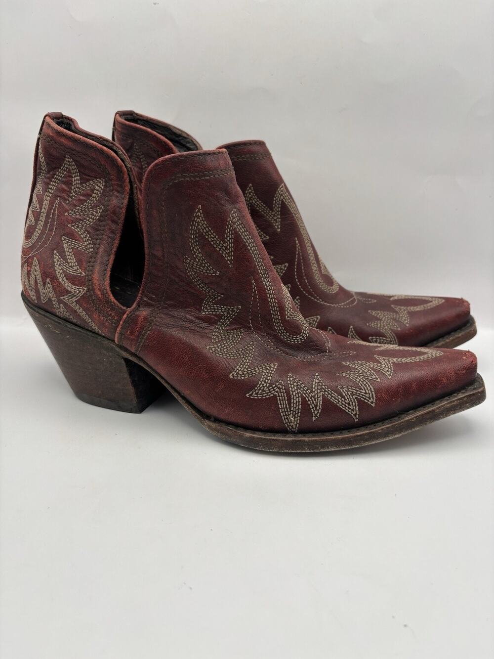 Ariat Dixon Western Burgandy Leather Boots Women Size 9.5